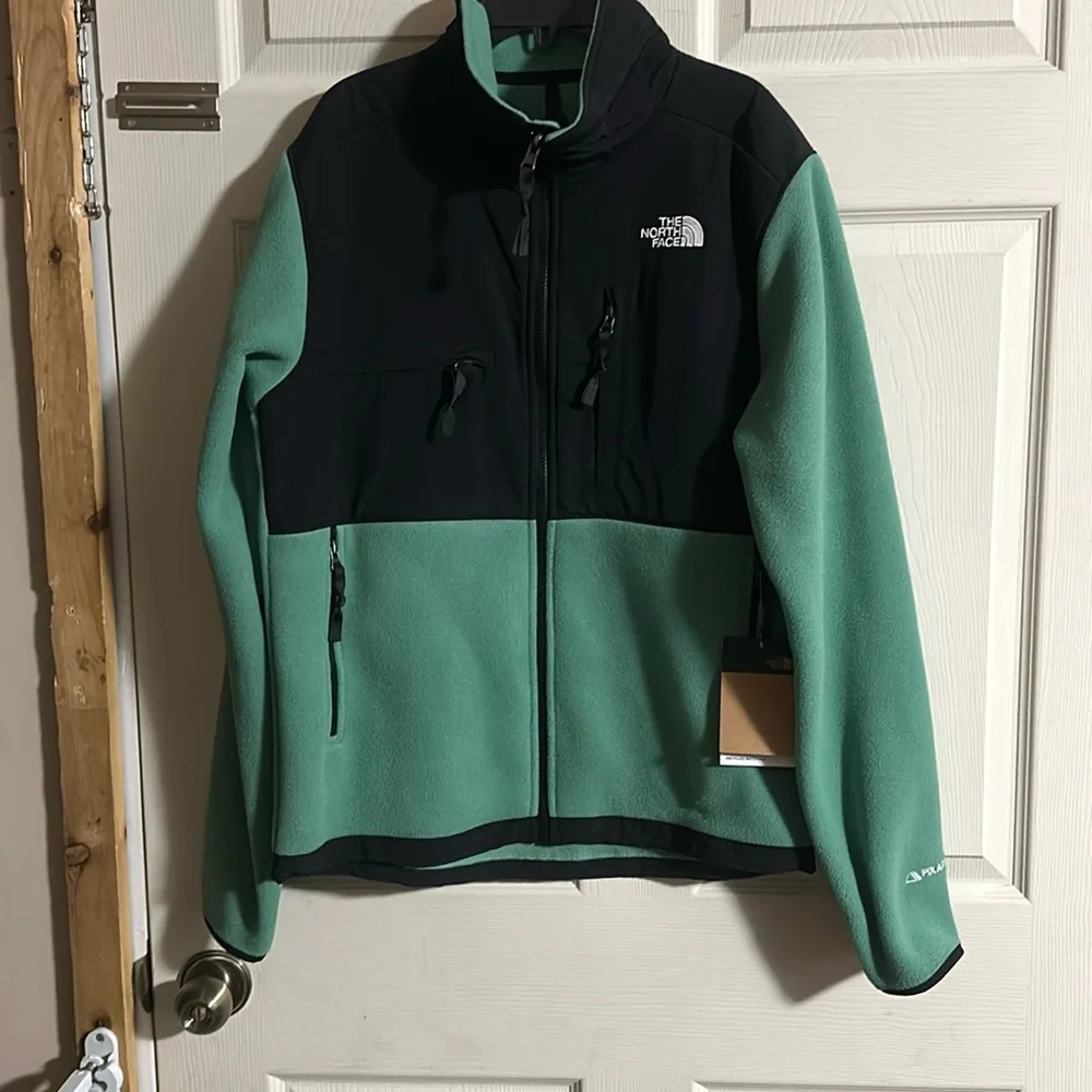 THE NORTH FACE MEN’S LIMITED EDITION GREEN GRASS DENALI JACKET: NEW WITH TAGS: S - Picture 1 of 9
